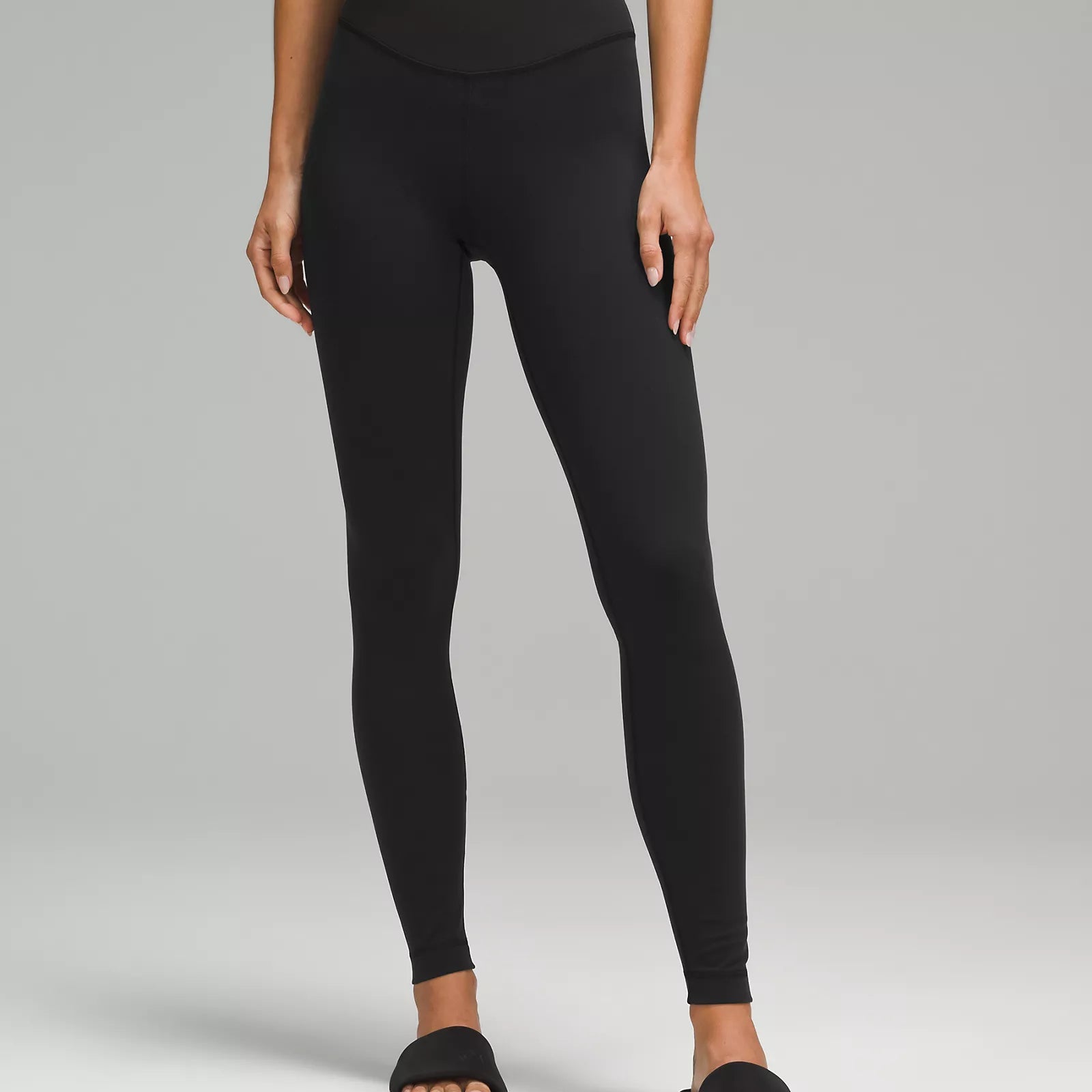 Women's Wunder Under SmoothCover High Rise Tight 28" - T3 Endurance Sports